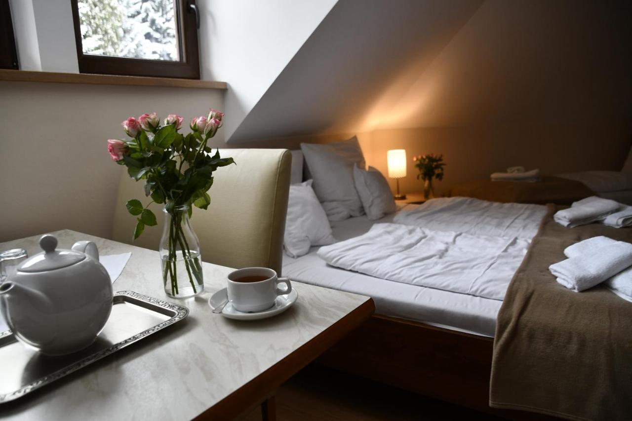 Weglowka  Gosciniec Pod Lubomirem B&B 외부 사진