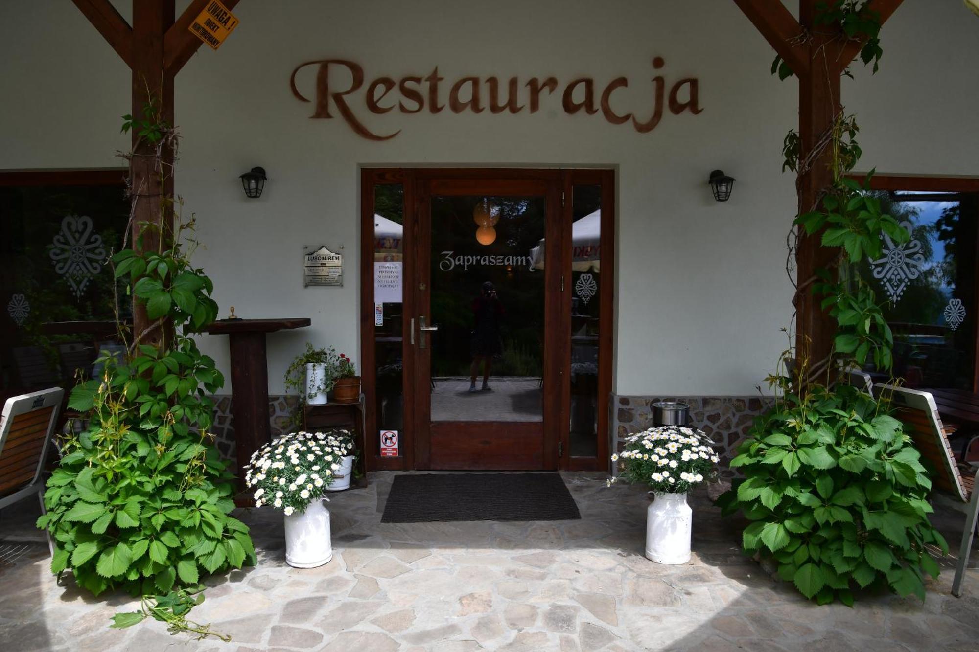 Weglowka  Gosciniec Pod Lubomirem B&B 외부 사진